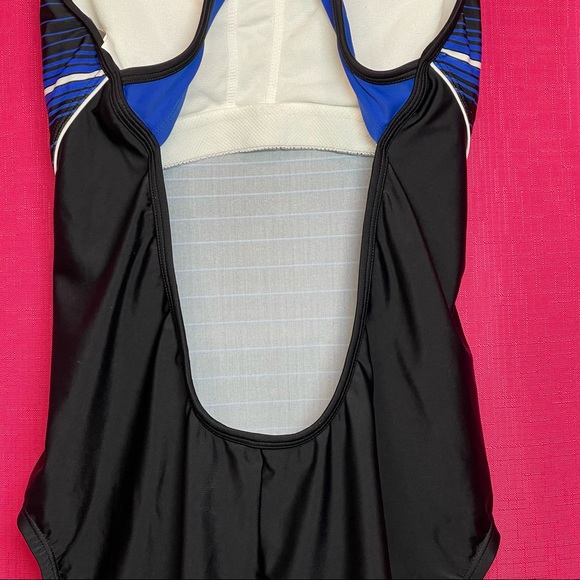 NIKE ONE PIECE SWIMSUIT SIZE 14 - Picture 8 of 11